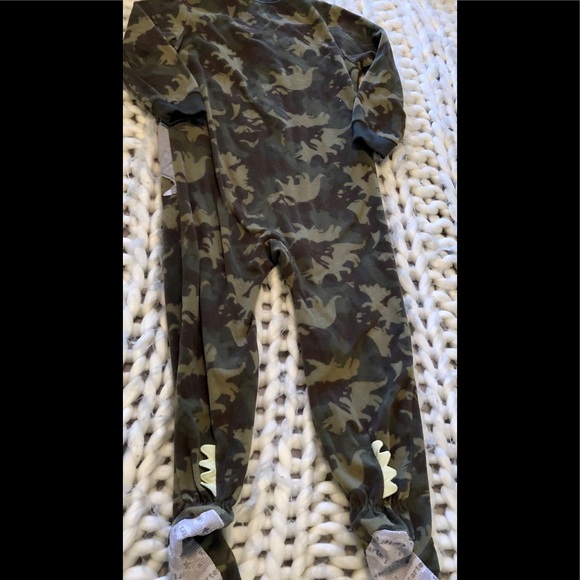 Carter’s boy dinosaur onesie zip up pajamas 4t - Picture 4 of 4